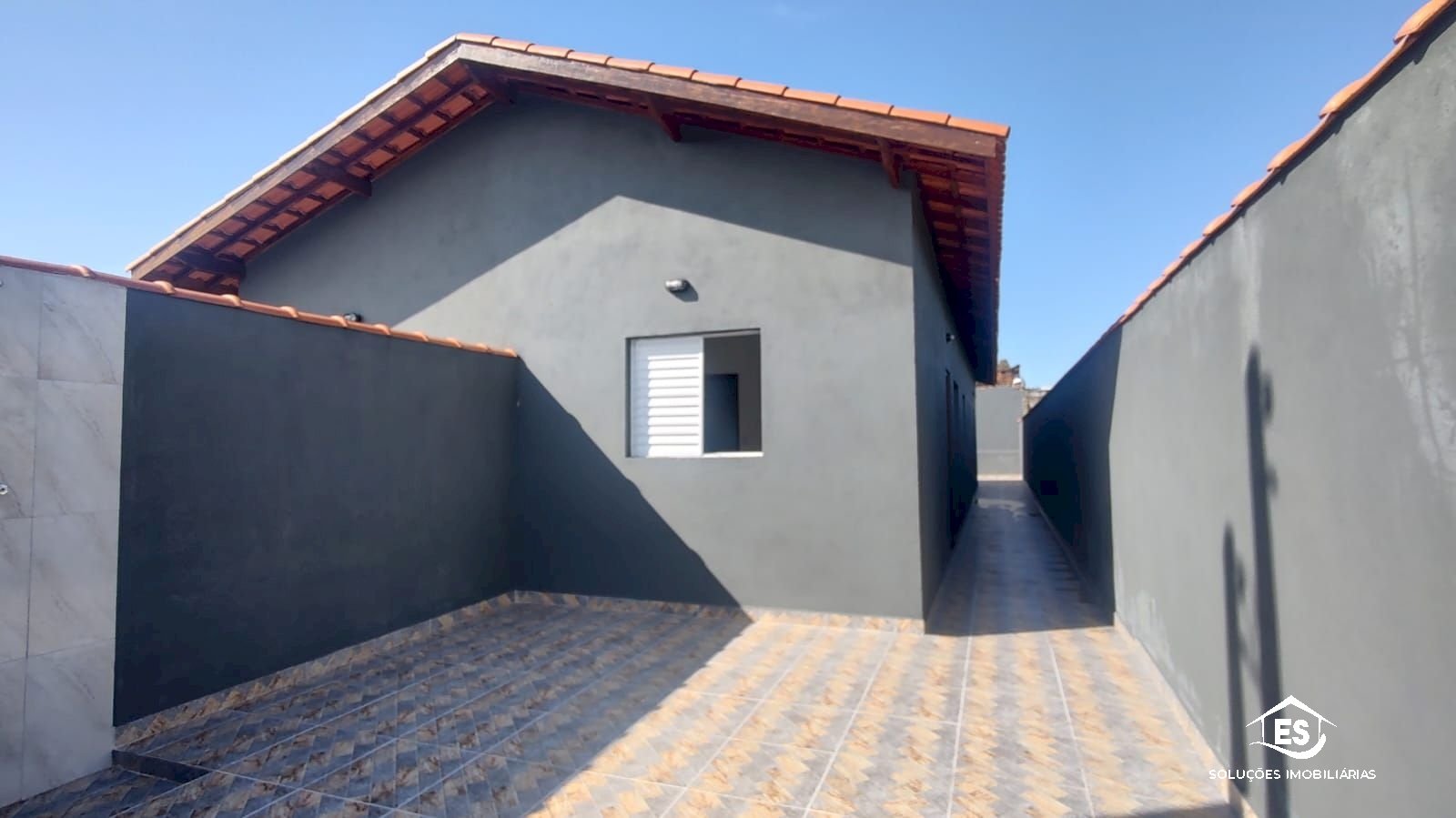 Imagem imóvel CASA GEMINADA NOVA NO SAVOY