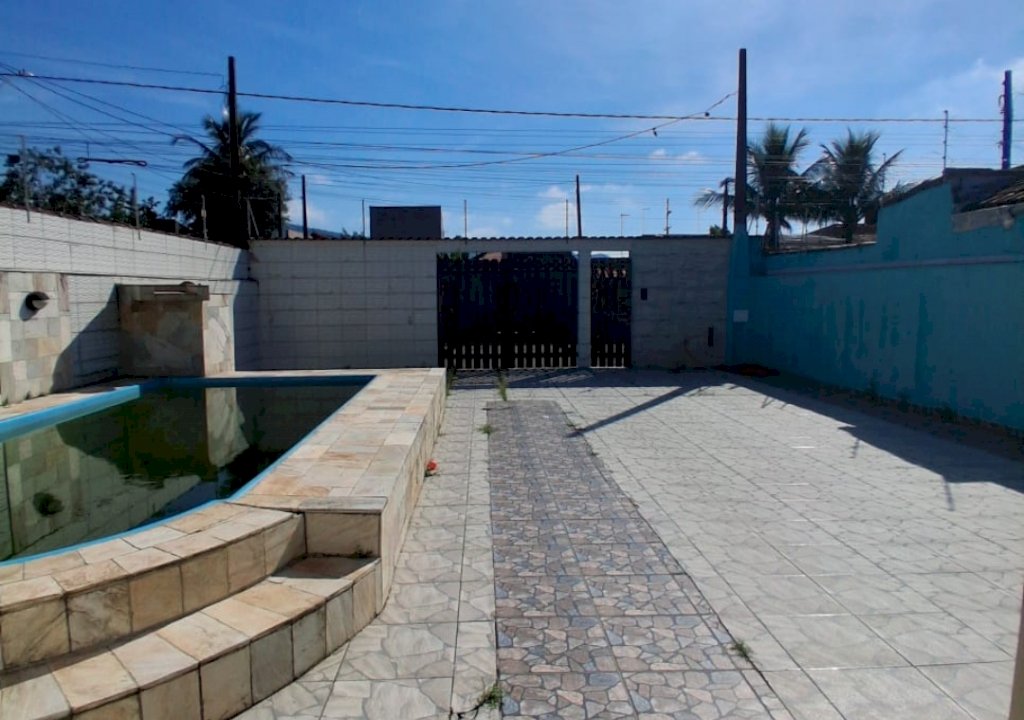 Imagem imóvel OPORTUNIDADE NO LITORAL – CASA COM PISCINA EM Itanhaém!