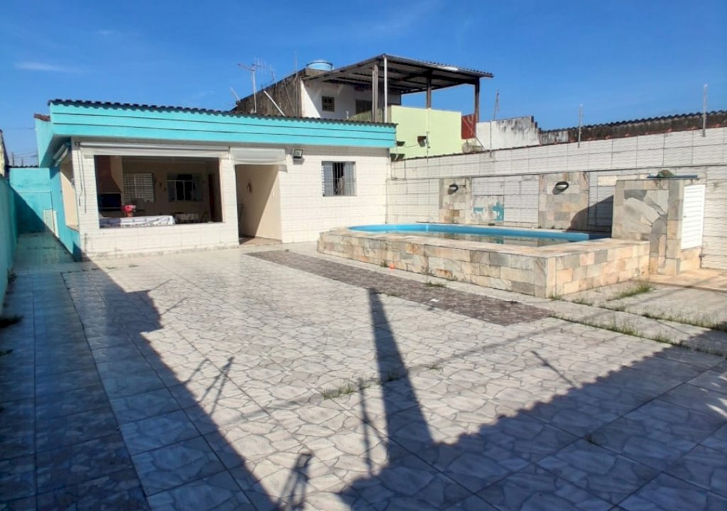 Imagem imóvel OPORTUNIDADE NO LITORAL – CASA COM PISCINA EM Itanhaém!
