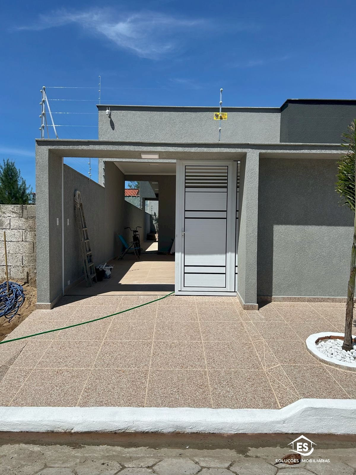 LINDA CASA LADO PRAIA